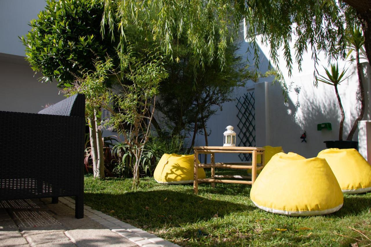 Mahara Caparica Surf Camp Exterior photo
