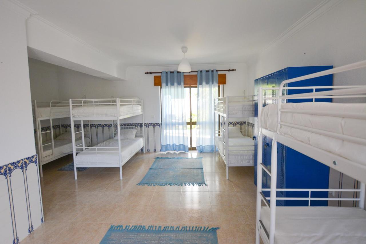 Mahara Caparica Surf Camp Exterior photo